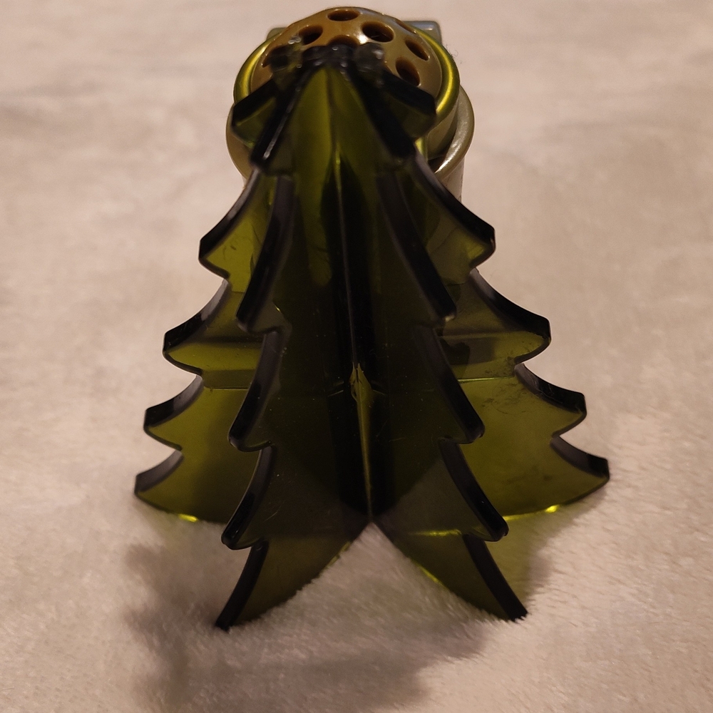 Like-New! Wallflowers Plug In (Christmas Tree)